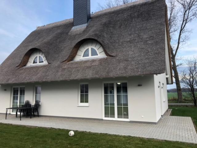 Reetidyll am Haff Villa Pepelow Eksteriør billede